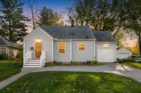 928 Royce Avenue Kalamazoo MI 49001