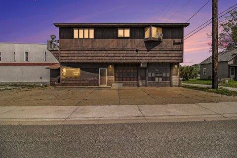 Photo of 929 S Washington Avenue, Ludington, MI 49431 (MLS # 25022436)