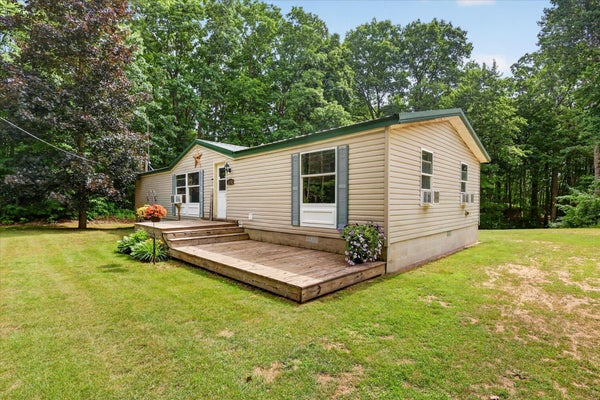 16300 MYERS LAKE AVE, SAND LAKE, MI 49343 - Image bfee7c10ce2b0a7dbc9ad892b0c0373d/420369781