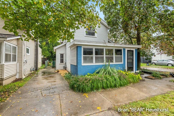 711 VETO ST NW, GRAND RAPIDS, MI 49504 - Image c02fb44058e84d5b73b07e341f6adfdb/36738640