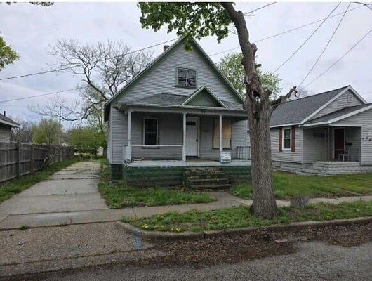 897 TURNER AVE, MUSKEGON, MI 49442 - Image c04db7a537a09f8f98ecd8d94be144ab/3657405536