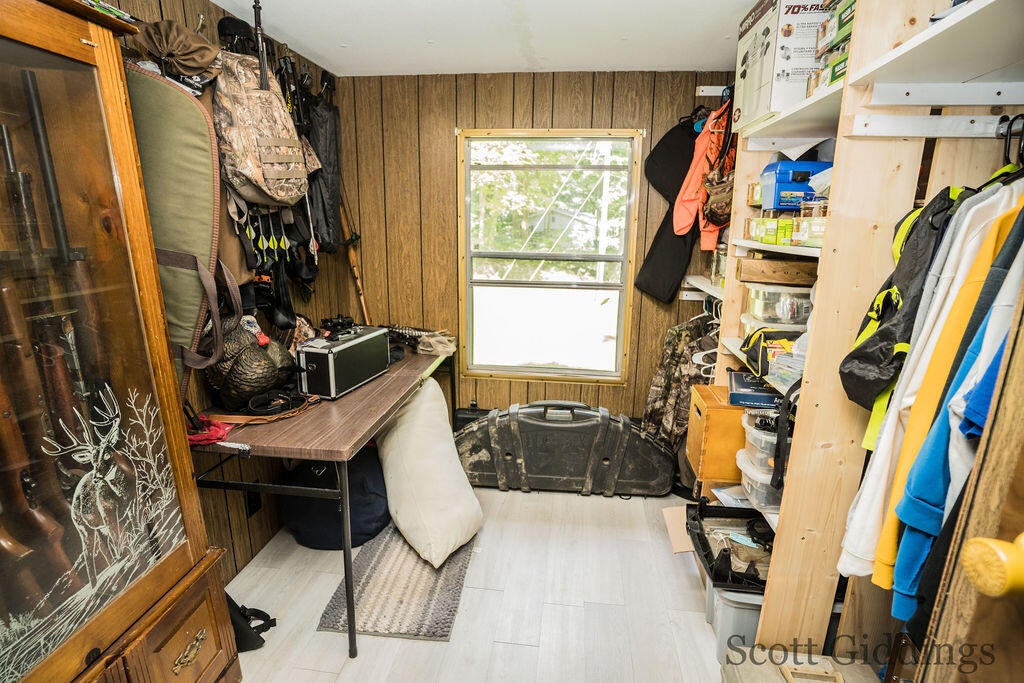 Listing 27