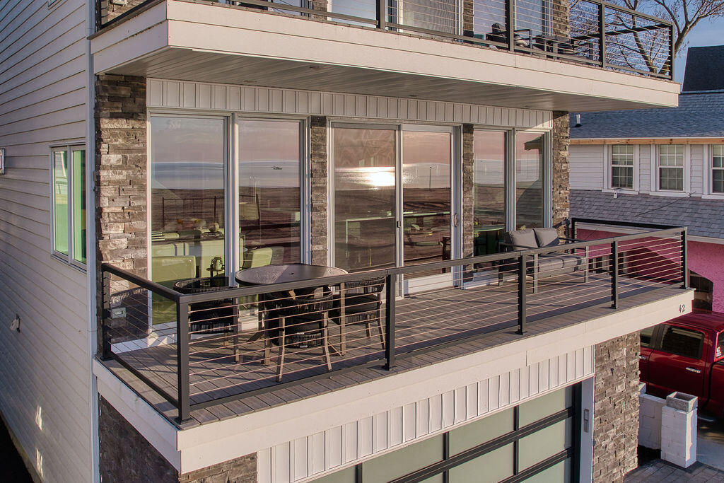 42 Lake Shore Drive