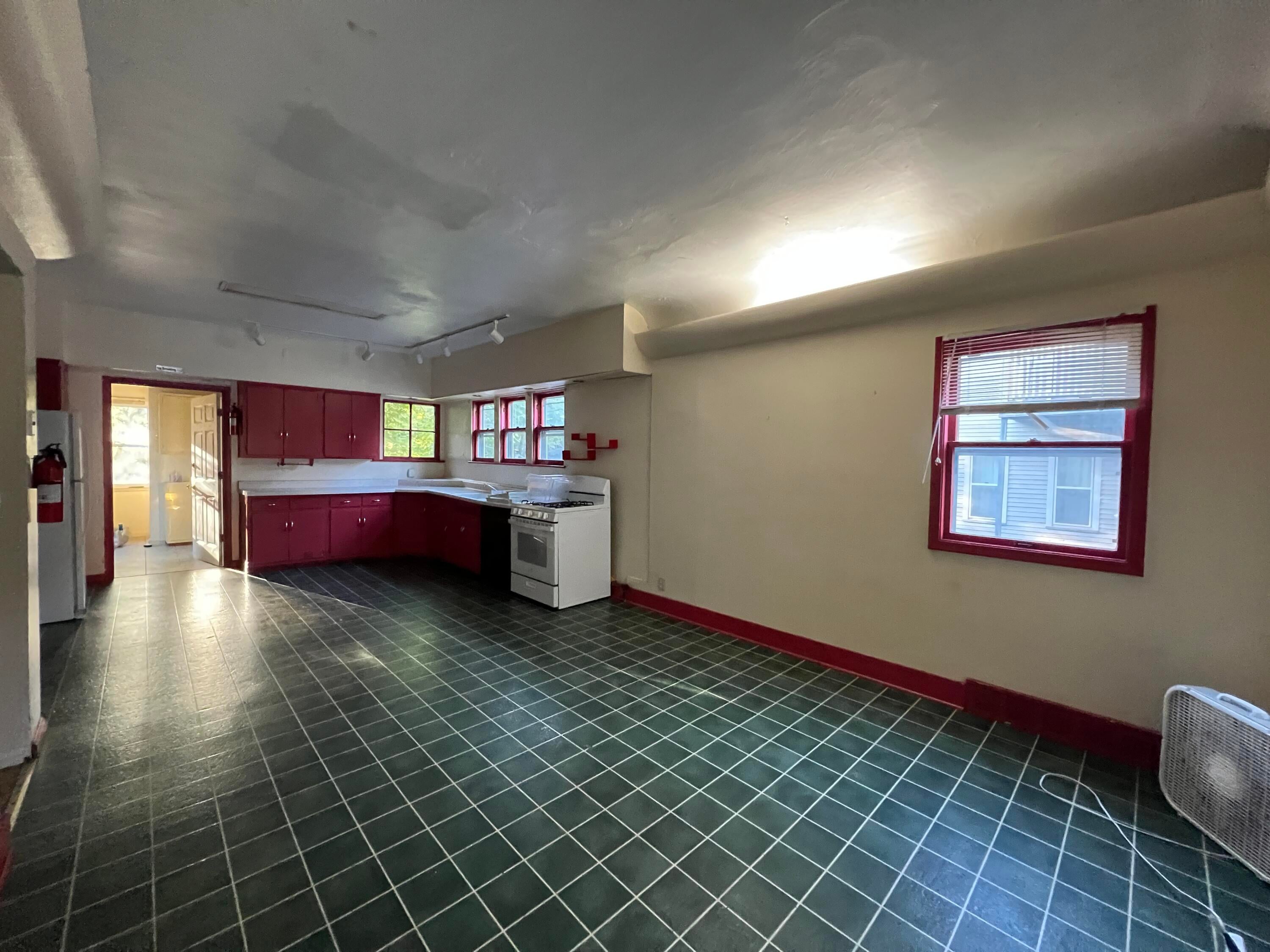 417 Douglas Avenue