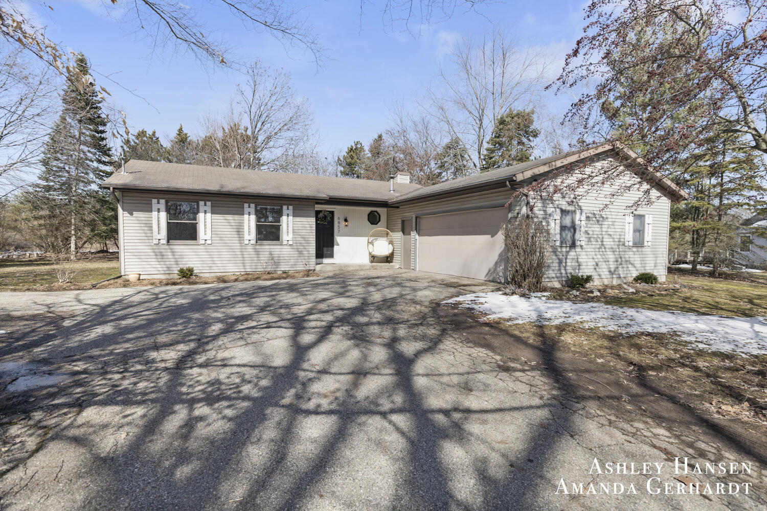 Photo 1 of 23 of 6857 Kuttshill Drive NE house
