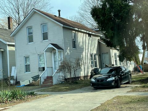 Photo of 604 E Filer Street, Ludington, MI 49431 (MLS # 26003675)