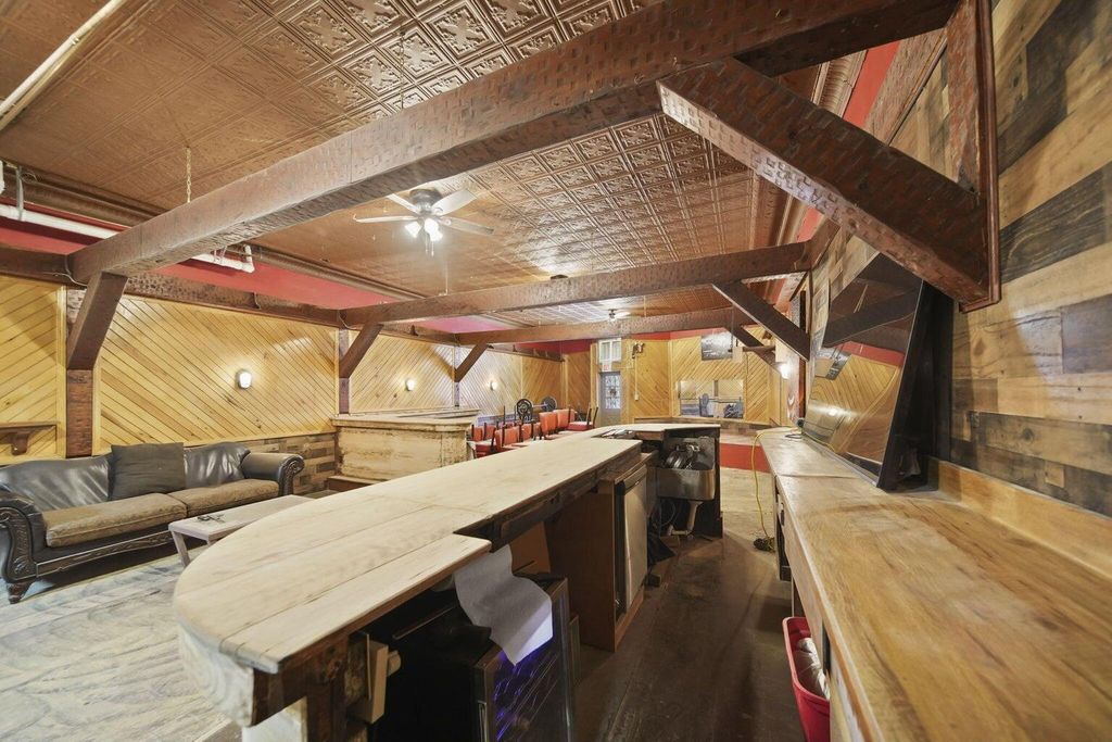 Photo of 809 Greenwood Avenue, Jackson, MI 49203 (MLS # 26005219)