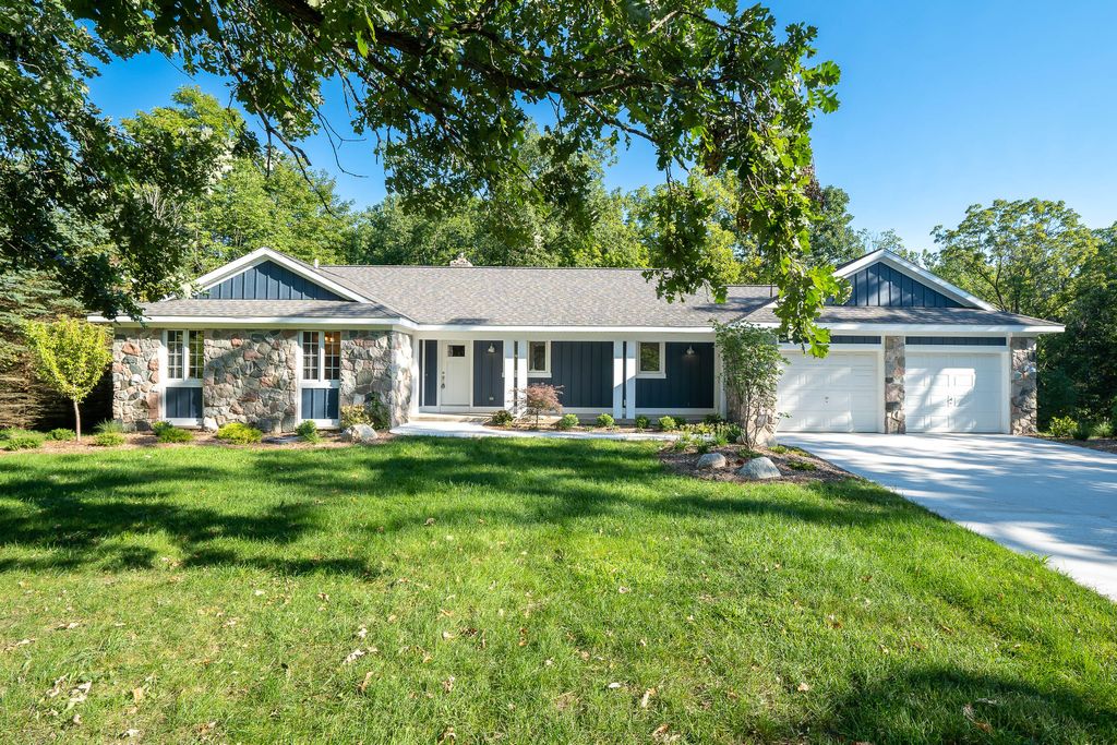 Photo of 3281 Nature View Drive SE, Kentwood, MI 49512 (MLS # 23000979)