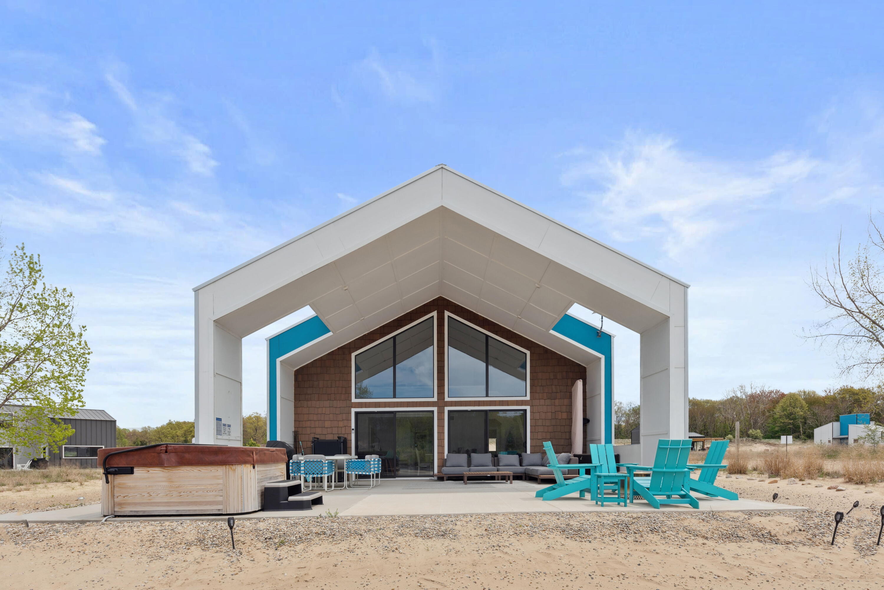 7469 Lake Solis Drive