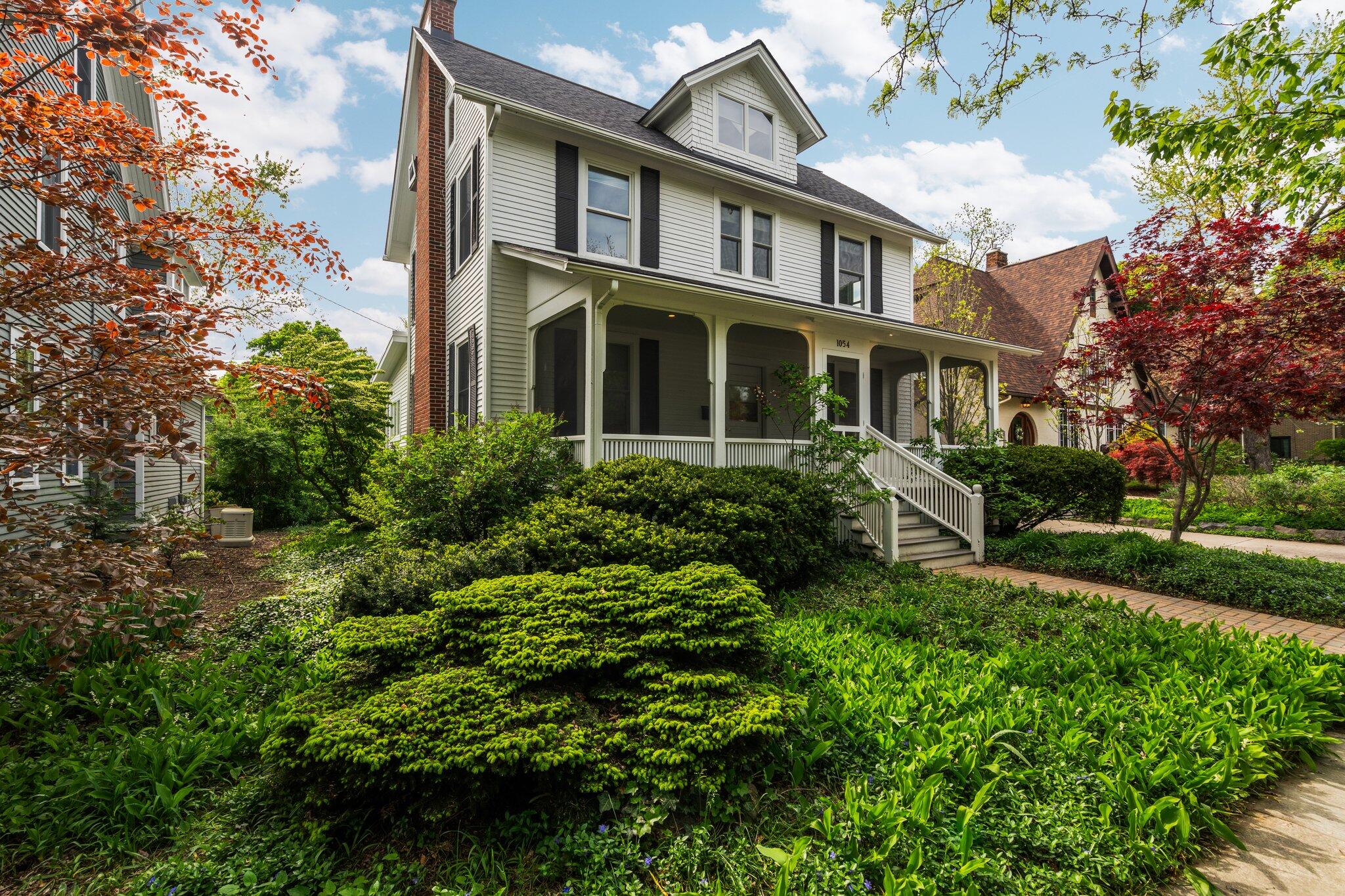 1054 Ferdon Road
