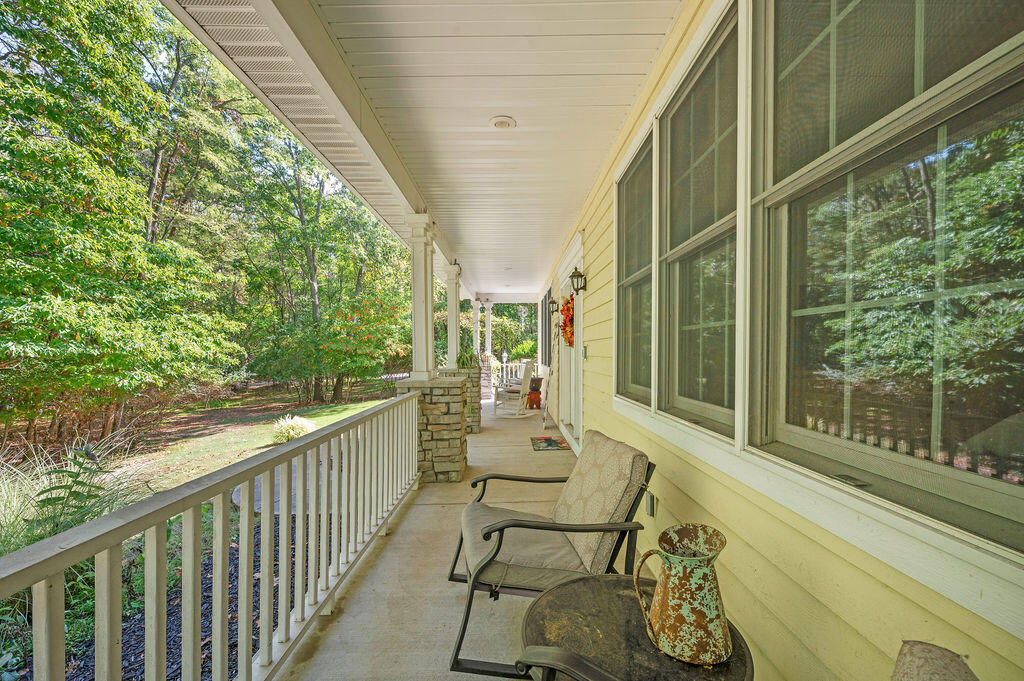 1860 High Meadow N