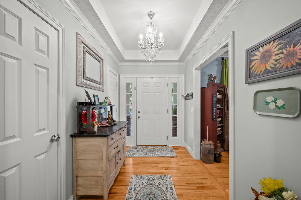 1860 High Meadow N