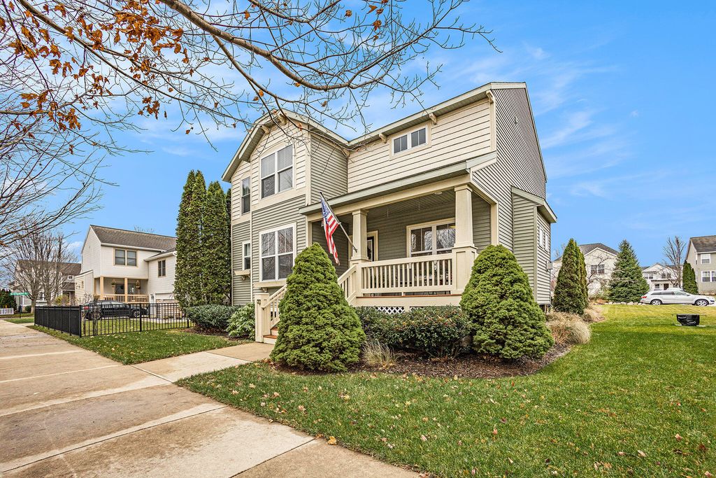 Photo of 562 Brookstone Street, Holland, MI 49423 (MLS # 25060246)