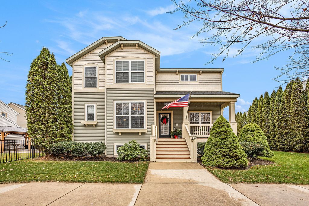 Photo of 562 Brookstone Street, Holland, MI 49423 (MLS # 25060246)