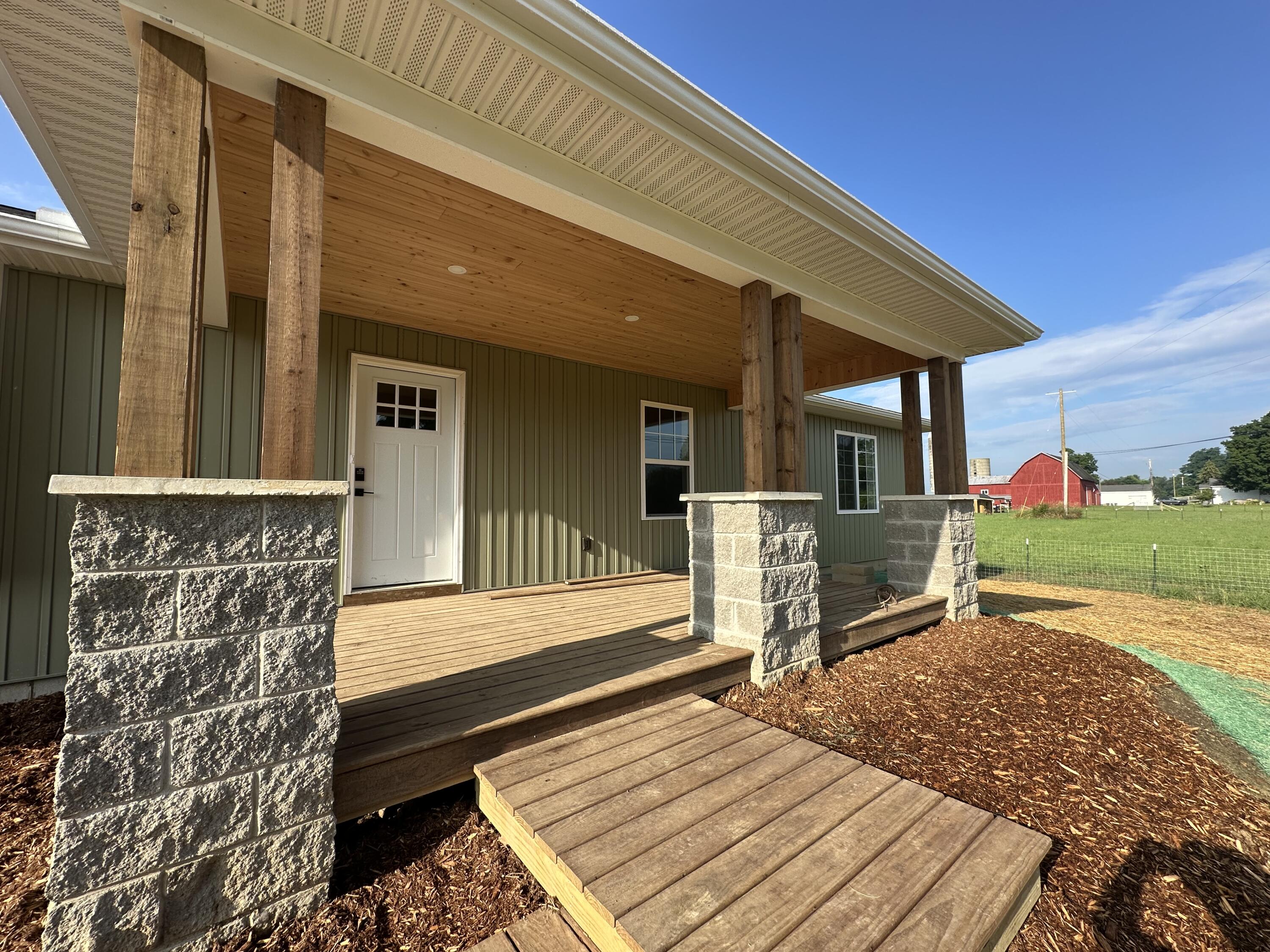 Grass Lake, Michigan 49240, United States, 3 Bedrooms Bedrooms, ,2 BathroomsBathrooms,Residential,Active,129717