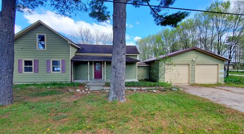 365 Quarterline Street, Newaygo, MI 49337 - MLS#: 25022256