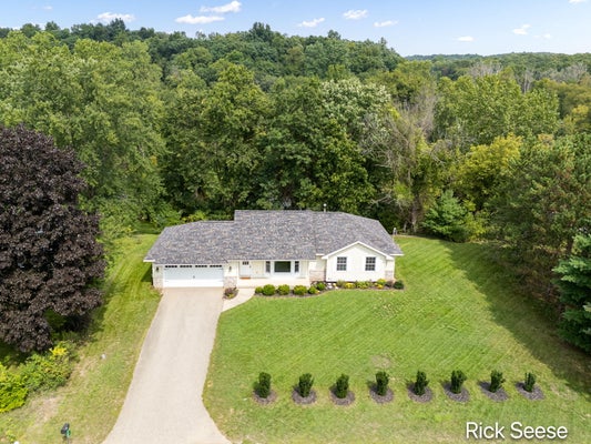 13535 FOREST RIVER DR SE, LOWELL, MI 49331 - Image c219ab5bfdec3f3baaa8a215485b9813/1162981404