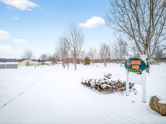 5 E LAKE RD, PENTWATER, MI 49449 - Image c277d19a8ea3979d50855bd276bbd73b/3961706455
