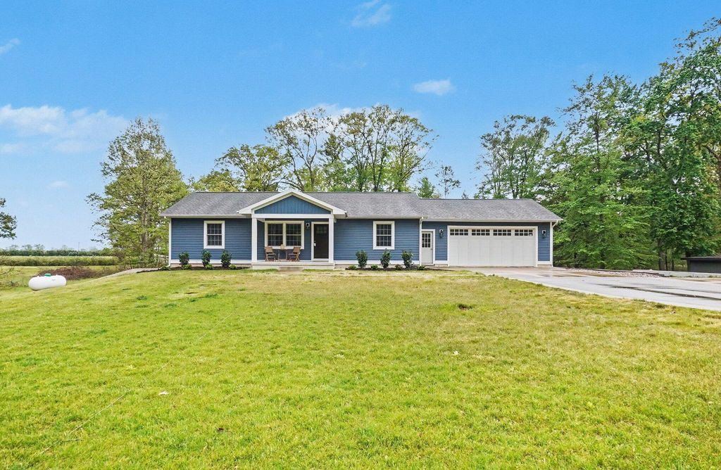 Photo of 13298 Rich Street, Grand Haven, MI 49417 (MLS # 26023304)