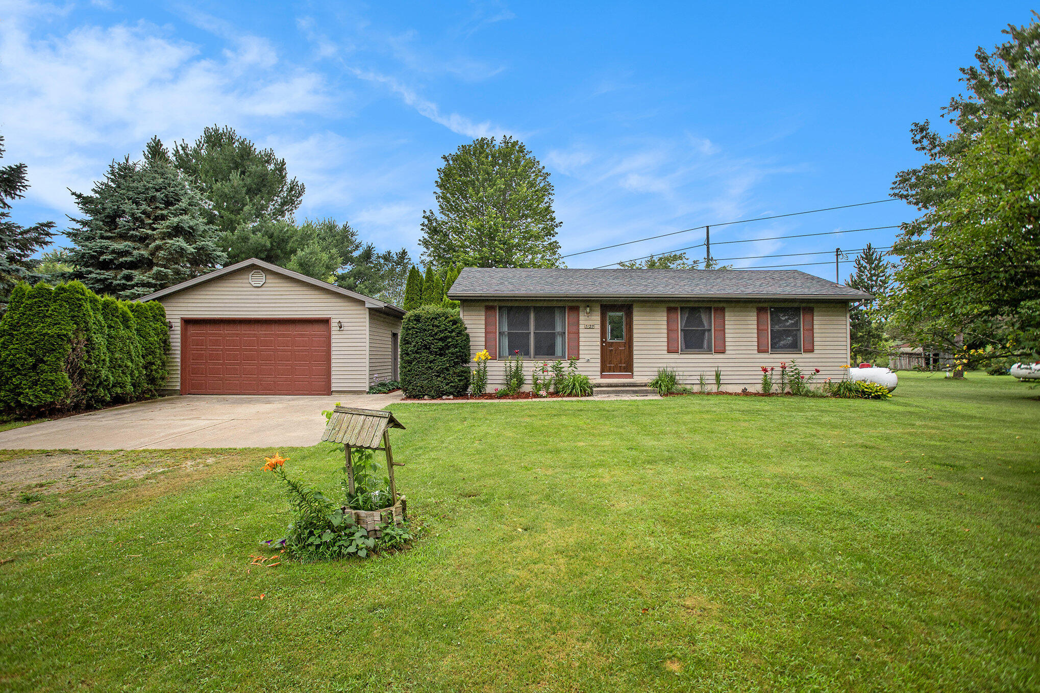 Charlotte, Michigan 48813, United States, 3 Bedrooms Bedrooms, ,1 BathroomBathrooms,Residential,Pending,166420 Charlotte, Michigan 48813, United States, 3 Bedrooms Bedrooms, ,1 BathroomBathrooms,Residential,Pending,166420