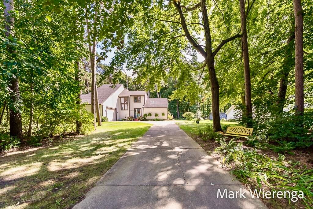 Photo of 16478 Johnson Street, Grand Haven, MI 49417 (MLS # 25045678)