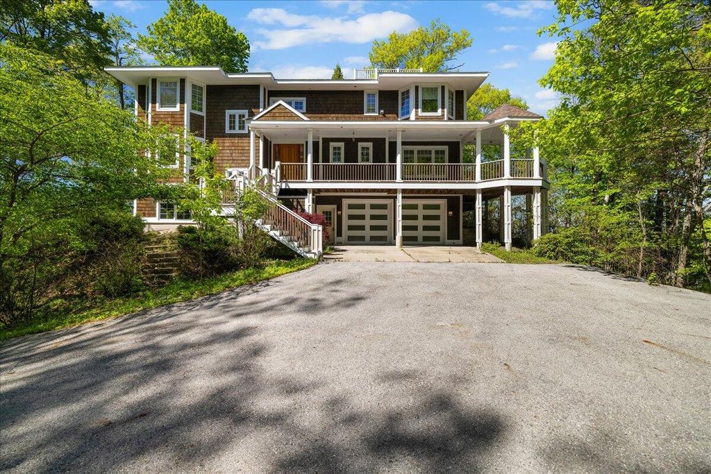 Photo of 4679 Forest Ridge Drive, Holland, MI 49423 (MLS # 25028940)