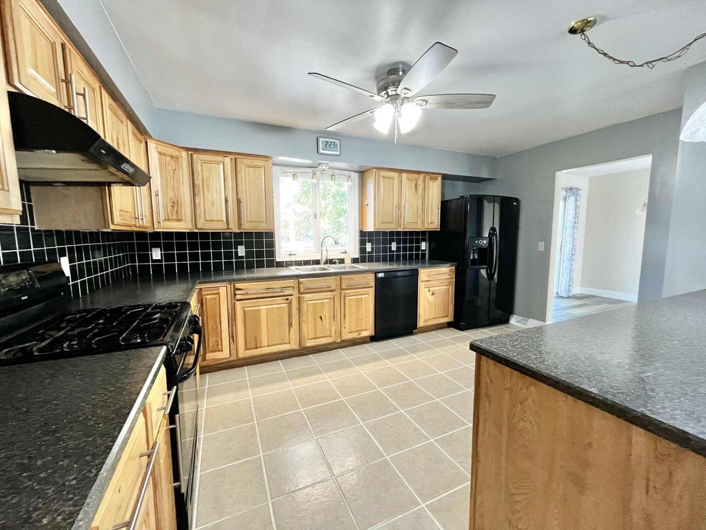 Photo of 4228 Hall Road, Muskegon, MI 49442 (MLS # 25052374)