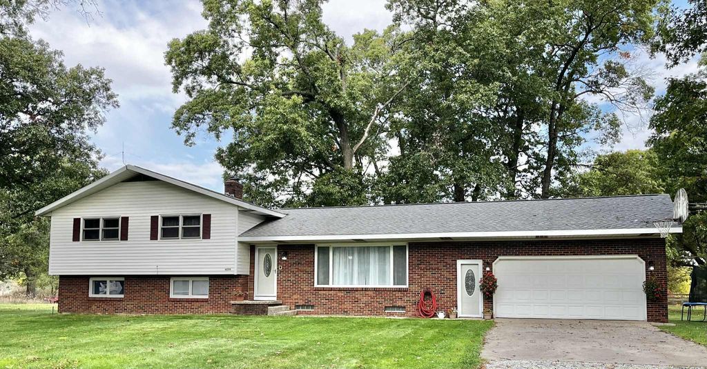 Photo of 4228 Hall Road, Muskegon, MI 49442 (MLS # 25052374)