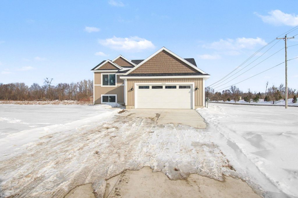 Photo of 5215 Margot Lane, Allendale, MI 49401 (MLS # 26004927)