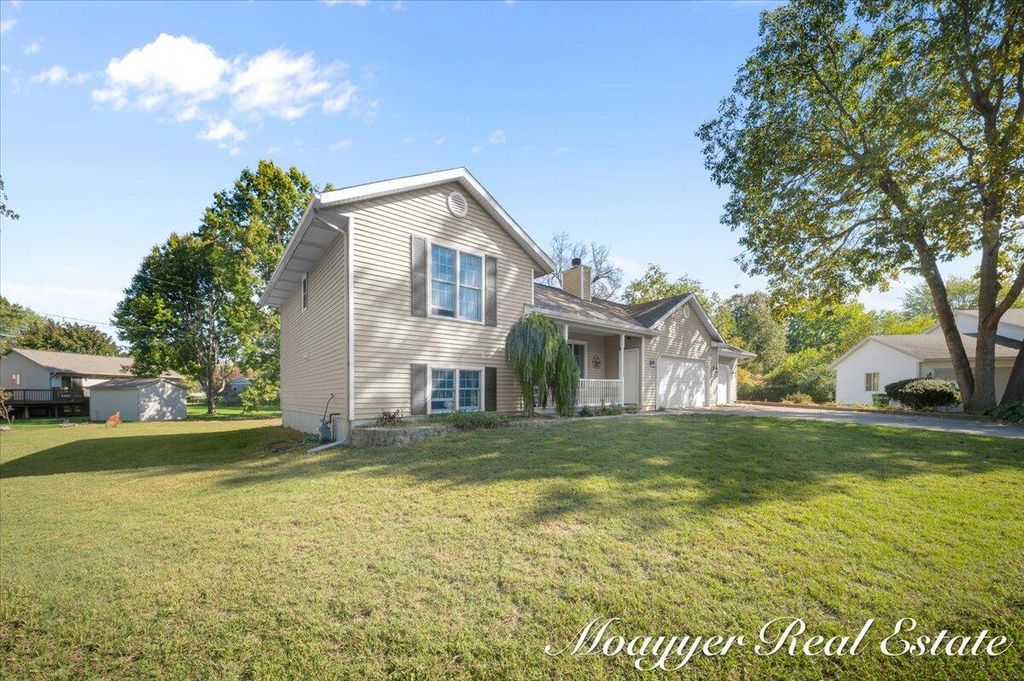 Photo of 3150 Joshua Court, Holland, MI 49424 (MLS # 25053007)