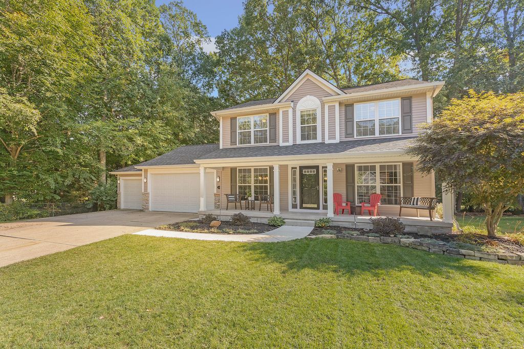 Photo of 14956 Briarwood Street, Grand Haven, MI 49417 (MLS # 25053768)
