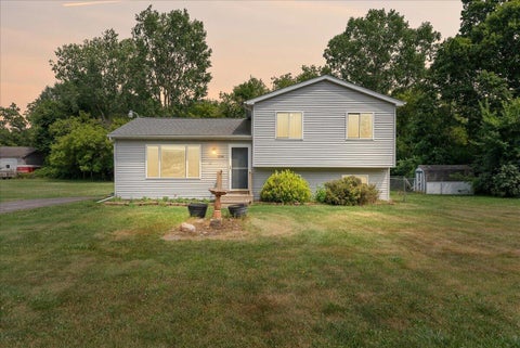 Photo for 11534 Eaton Rapids Road