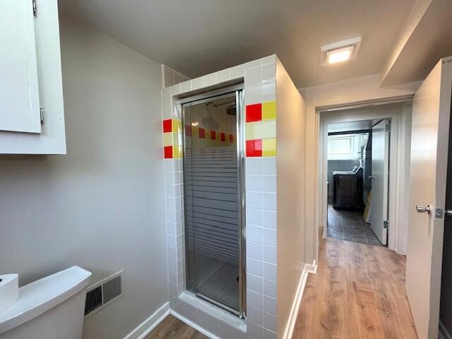 Ann Arbor, Michigan 48108, United States, 4 Bedrooms Bedrooms, ,3 BathroomsBathrooms,Residential,Pending,111380