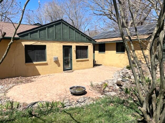 Ann Arbor, Michigan 48108, United States, 4 Bedrooms Bedrooms, ,3 BathroomsBathrooms,Residential,Pending,111380