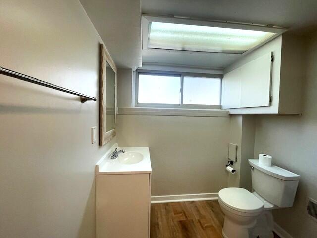 Ann Arbor, Michigan 48108, United States, 4 Bedrooms Bedrooms, ,3 BathroomsBathrooms,Residential,Pending,111380