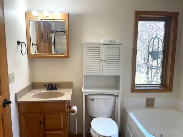 Ann Arbor, Michigan 48108, United States, 4 Bedrooms Bedrooms, ,3 BathroomsBathrooms,Residential,Pending,111380