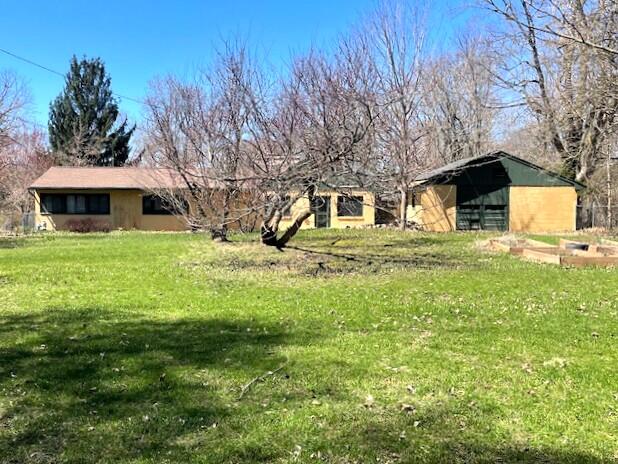 Ann Arbor, Michigan 48108, United States, 4 Bedrooms Bedrooms, ,3 BathroomsBathrooms,Residential,Pending,111380