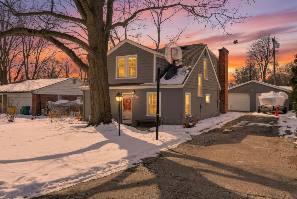 Photo of 50851 Miner Street, New Baltimore, MI 48047 (MLS # 26005306)