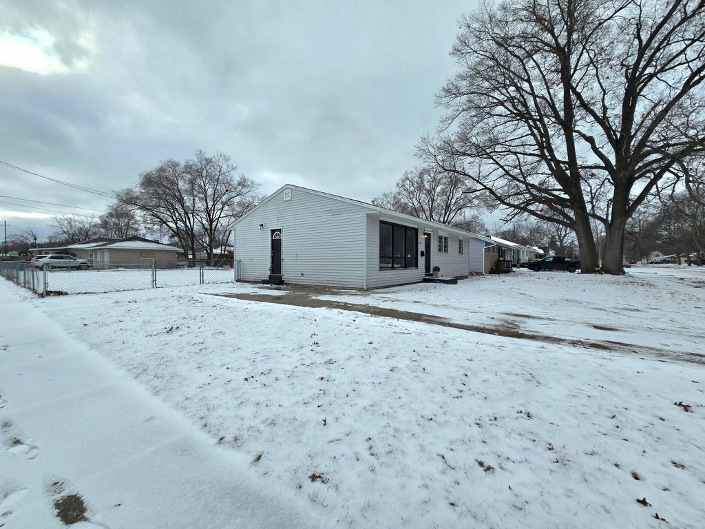Photo of 1397 Amity Avenue, Muskegon, MI 49442 (MLS # 26001882)
