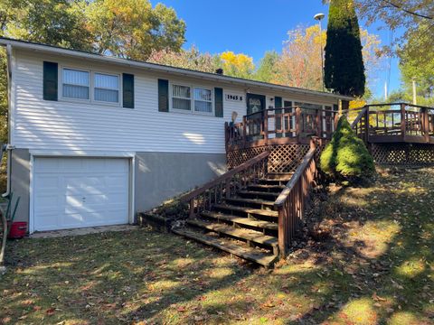 Photo of 1945 S 200th Avenue, Hesperia, MI 49421 (MLS # 25054948)