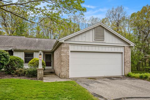 53 Skyline Circle NW Unit 155, Grand Rapids, MI 49504 - MLS#: 25022051