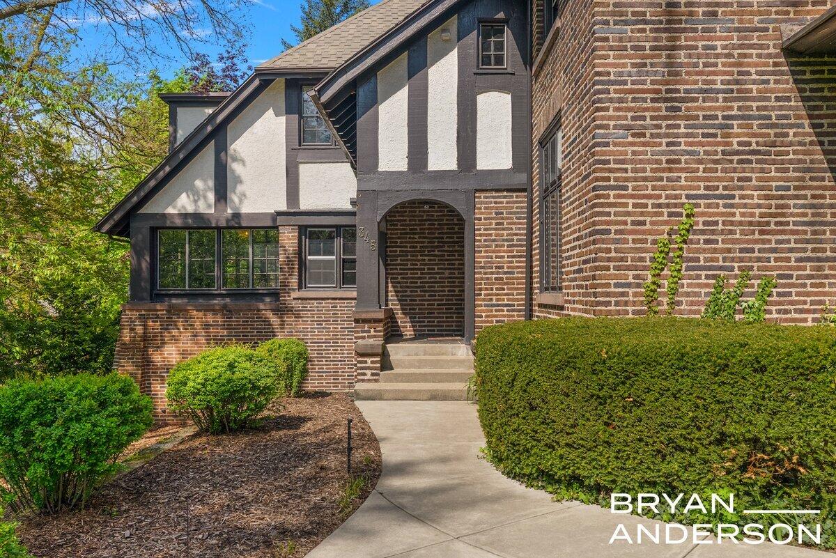 345 Plymouth Avenue SE