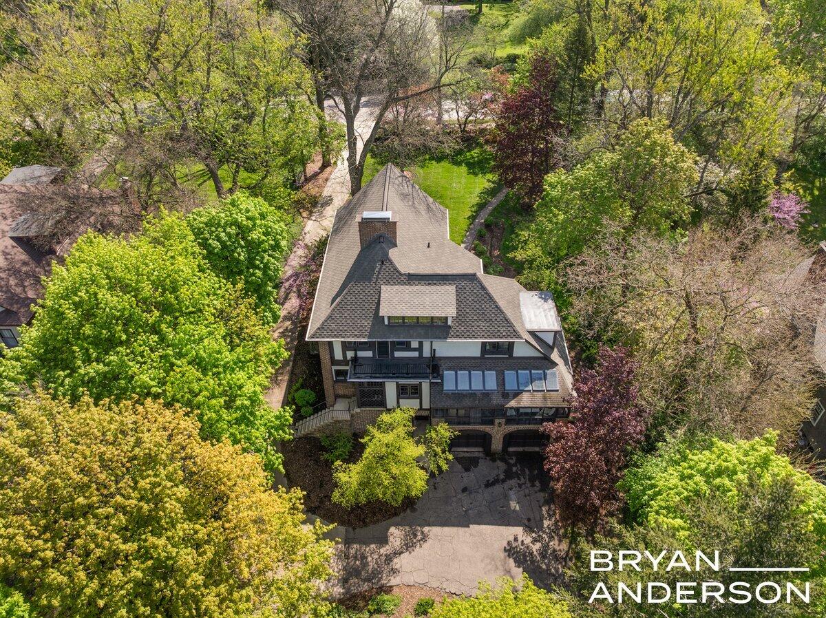 345 Plymouth Avenue SE