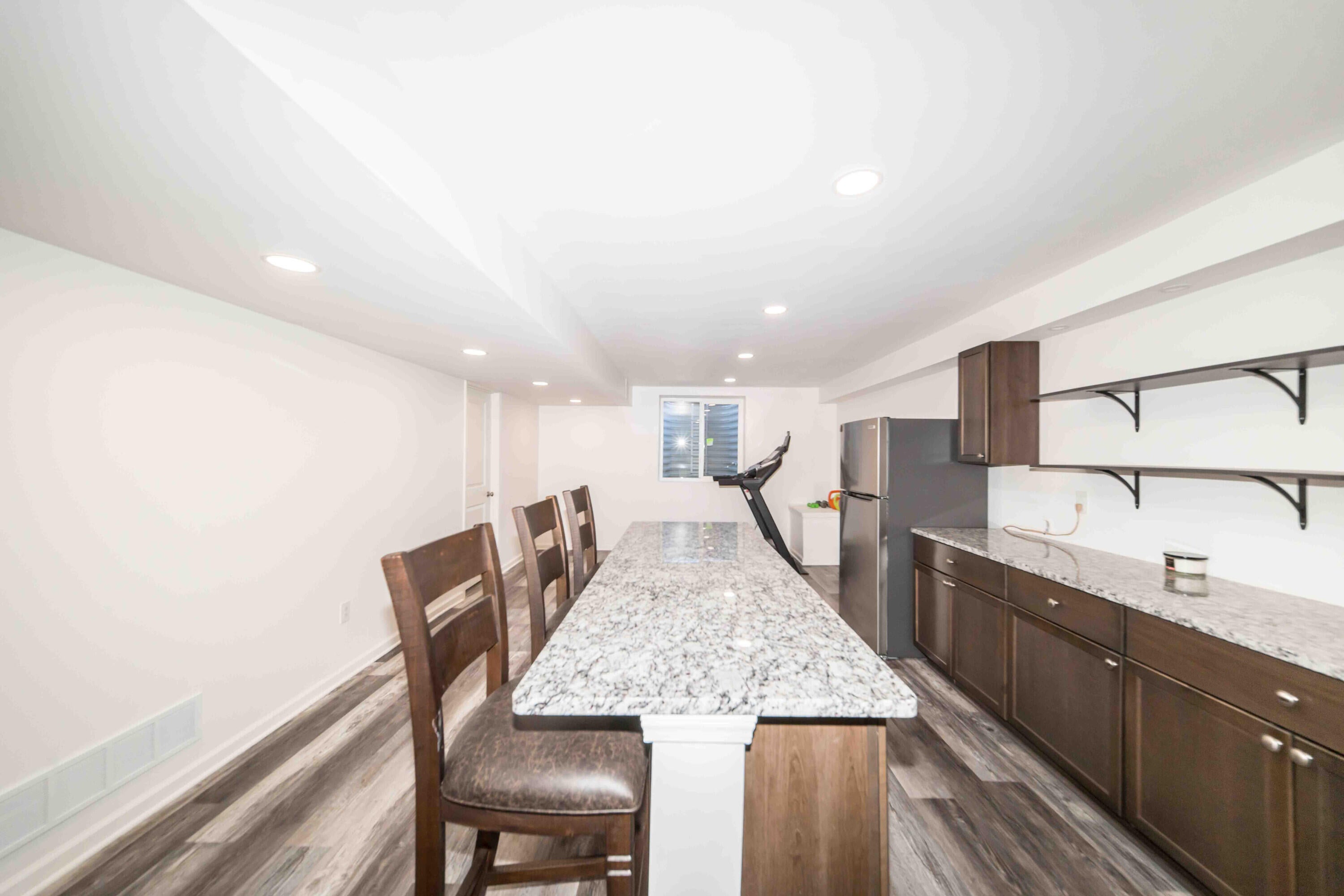 Listing 23