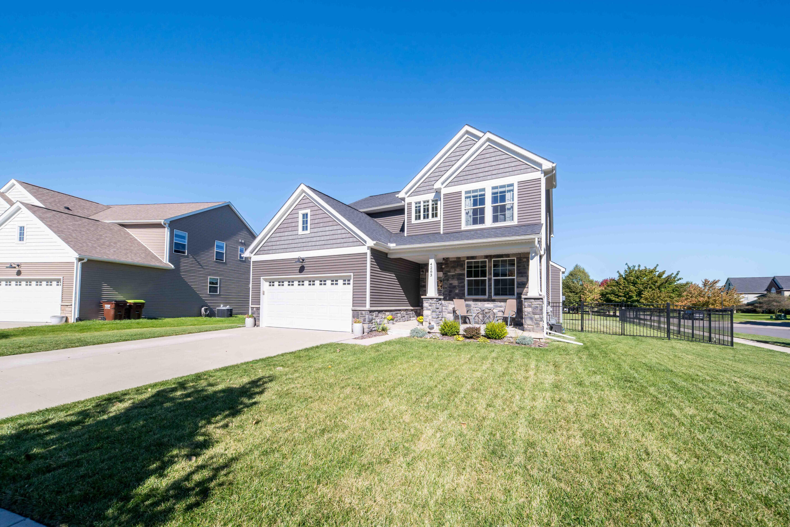 Listing 23