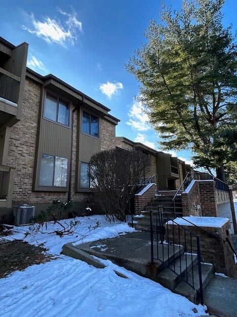 27333 Arborway Road Unit 62, Southfield, MI 48033 - MLS#: 25001928