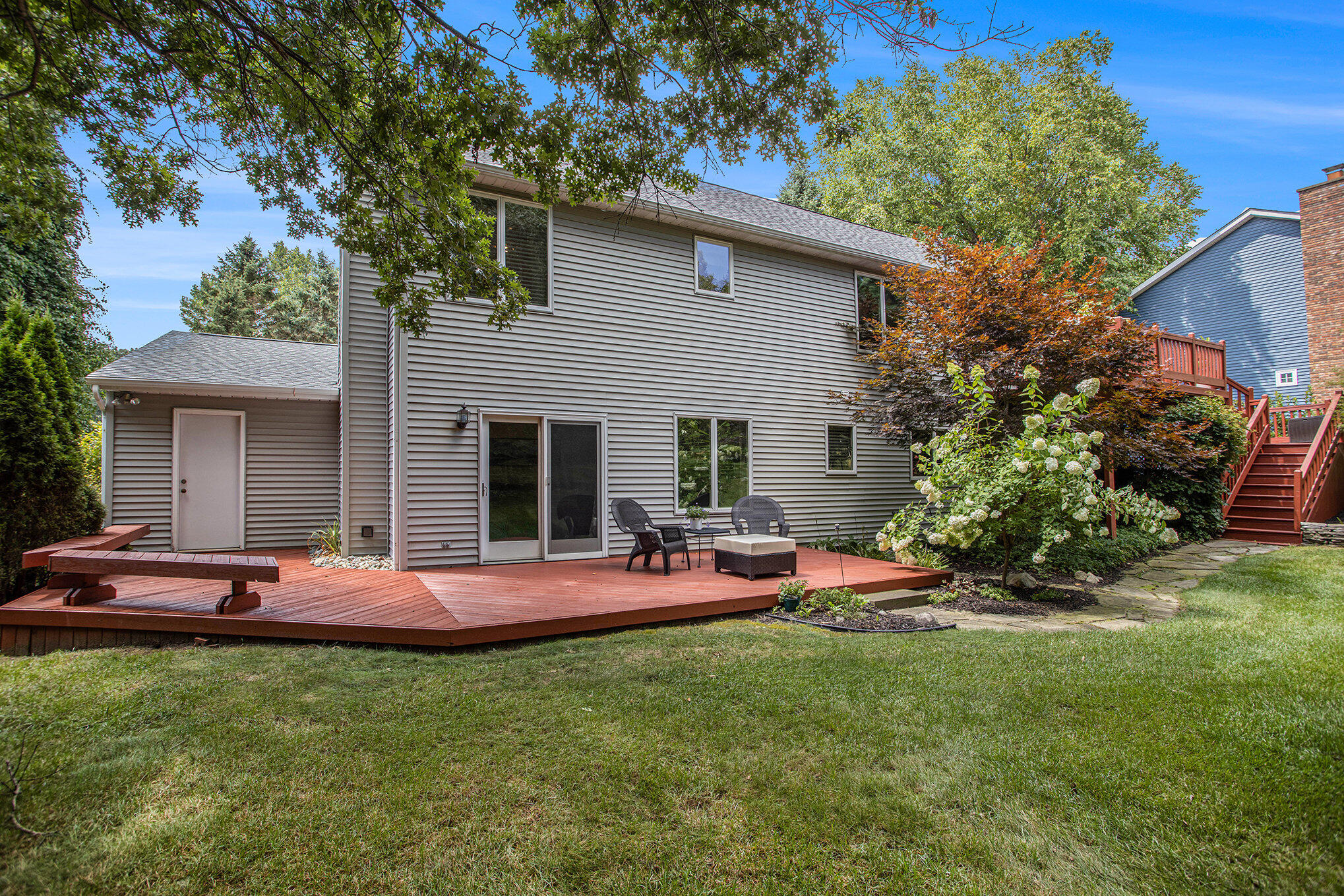 Galesburg, Michigan 49053, United States, 4 Bedrooms Bedrooms, ,3 BathroomsBathrooms,Residential,Pending,192362