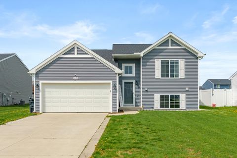 Photo of 1630 Tea Pond Court, Vicksburg, MI 49097 (MLS # 26018016)