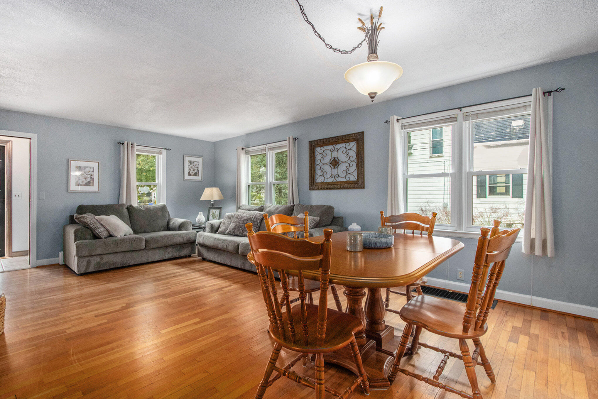 316 Sutherland Avenue