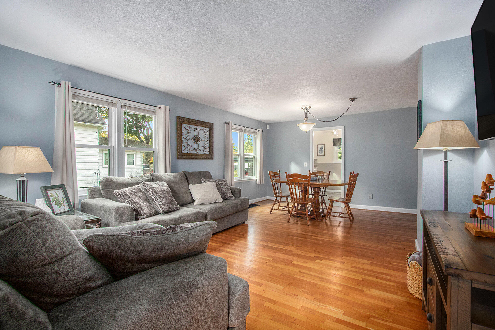 316 Sutherland Avenue